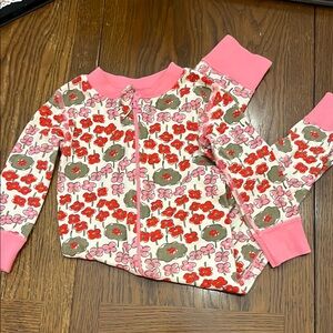 Hanna Andersson Pink and Red Pajama Sets with Heart and Teddy Bear Pattern